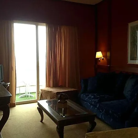 Park 4*